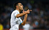 Israeli national team player Eran Zahavi celebrates a goal during the Euro 2020 qualifying football match between Israel and Austria at the Sammy Ofer Stadium, in Haifa, on March 24, 2019. (Roy Alima/ Flash90)