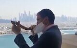 Yehuda Sarna, Chief Rabbi of the United Arab Emirates, blows the shofar in Dubai, September 18, 2020 (video screenshot)