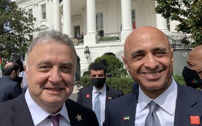 Israeli Ambassador to Germany Jeremy Issacharoff, left, with UAE Ambassador to the US Yousef al-Otaiba, at the White House, September 15, 2020 (courtesy)
