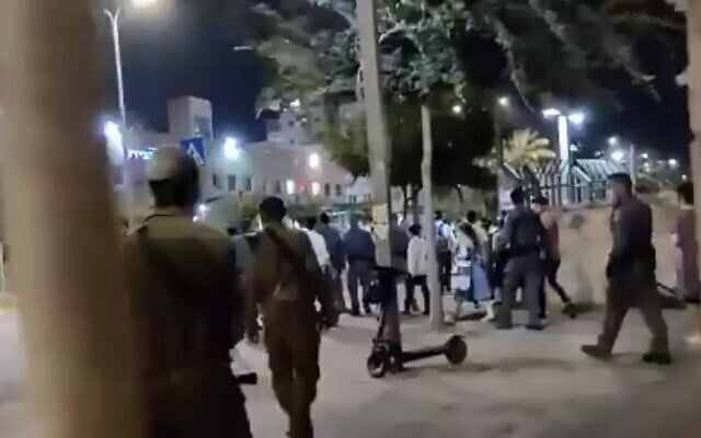 A protest in Modiin Illit on September 29, 2020 (screen capture via Twitter) A protest in Modiin Illit on September 29, 2020 (screen capture via Twitter)
