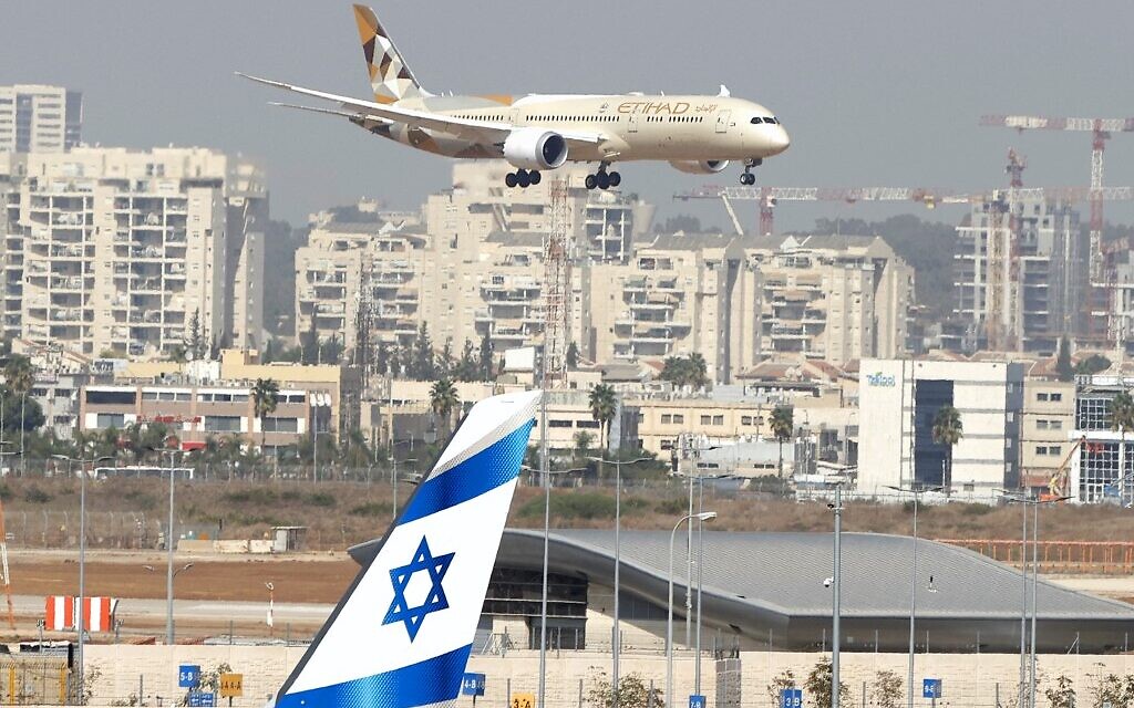 An Etihad Airways plane carrying a delegation from the United Arab Emirates on a first official visit lands at Israel's Ben Gurion Airport near Tel Aviv, on October 20, 2020. (Jack Guez/AFP)