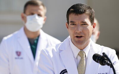 Dr. Sean Conley, physician to US President Donald Trump, briefs reporters at Walter Reed National Military Medical Center, in Bethesda, Maryland, October 4, 2020. (AP Photo/Jacquelyn Martin)