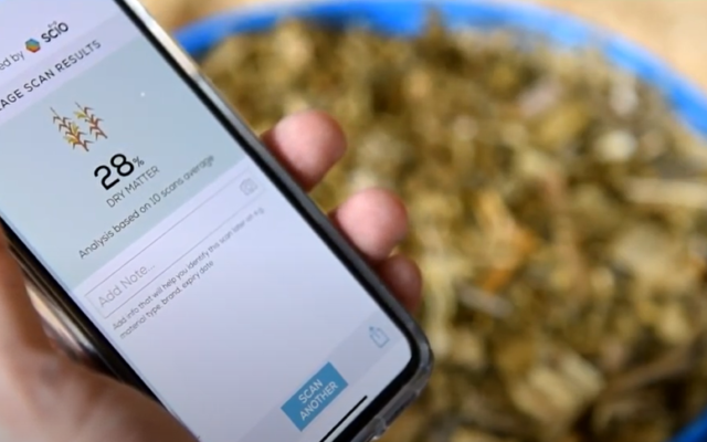 SciO, a hand-held near-infrared spectrometer that is helping to revolutionize farming (Consumer Physics) SciO, a hand-held near-infrared spectrometer that is helping to revolutionize farming (Consumer Physics)