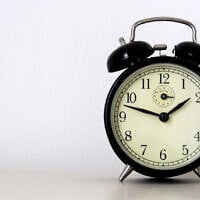 A clock in a Tel Aviv hotel. (Sophie Gordon/Flash90)