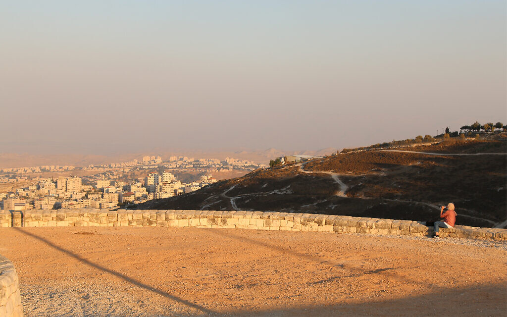 The view looking toward the Dead Sea from Mount Scopus in Jerusalem. (Shmuel Bar-Am)