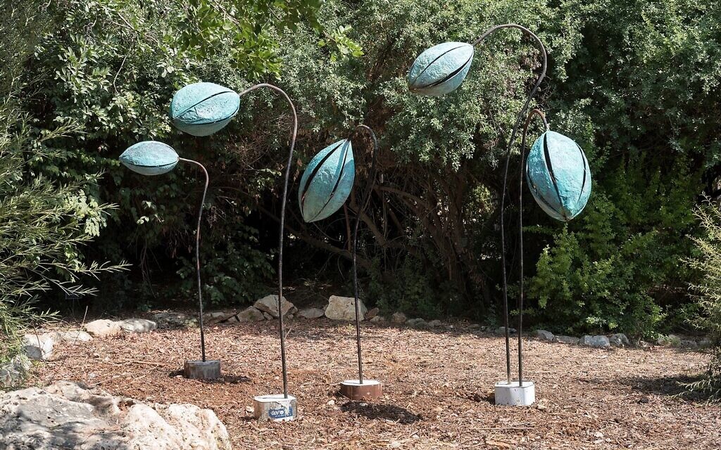 Sigalit Landau's 'Squirting Cucumber,' one of the sculptures on display on 'Returning to Nature' at the Jerusalem Botanical Gardens (Courtesy Jerusalem Botanical Gardens) Sigalit Landau's 'Squirting Cucumber,' one of the sculptures on display on 'Returning to Nature' at the Jerusalem Botanical Gardens (Courtesy Jerusalem Botanical Gardens)