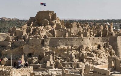 A view of the recently restored fortress of Shali and its surroundings, in the Egyptian desert oasis of Siwa, some 600km southwest of the capital Cairo, on November 6, 2020. (Khaled DESOUKI / AFP)