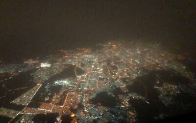 The view of Saudi Arabia from an Israir flight on November 8, 2020. (Israir/Twitter)