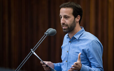Blue and White party member Ram Shefa at the Knesset in Jerusalem, on May 14, 2019 (Hadas Parush/Flash90)