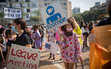 Israeli students protest against remote learning at Rabin Square in Tel Aviv, November 12, 2020 (Miriam Alster/Flash90)