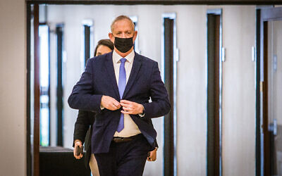 Defense Minister Benny Gantz seen in the Knesset on November 10, 2020. (Oren Ben Hakoon/POOL/Flash90)