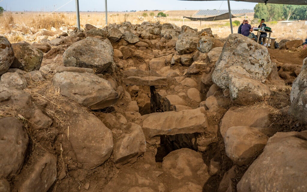 The Israel Antiquities Authority excavation at the Golan's Hispin, where a circa 11th century fort was discovered which could be the earliest evidence of the biblical 'Geshurites.' (Yaniv Berman, Israel Antiquities Authority)