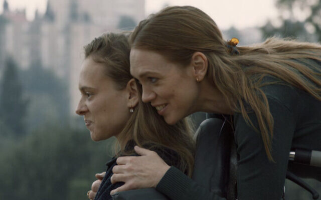 Shira Haas (L) and Alena Yiv star in the movie "Asia." (Daniella Nowitz) Shira Haas (L) and Alena Yiv star in the movie "Asia." (Daniella Nowitz)