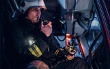 Illustrative image of a firefighter, emergency first responder (FXQuadro; iStock by Getty Images)