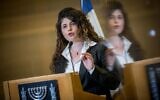 Likud MK Sharren Haskel announcing her resignation from the Knesset and the Likud party, on December 23, 2020. (Yonatan Sindel/Flash90)