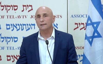 Screen capture from video of Yesh Atid MK Ofer Shelah announcing he was leaving the party to set up his own political movement, December 24, 2020. (Channel 12 news)
