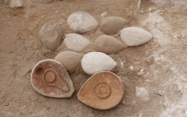 Oil lamp molds from the Islamic period (mid-7th-11th century) uncovered in the summer 2020 excavation of ancient Tiberias. (Tal Rogovenski/Hebrew University) Oil lamp molds from the Islamic period (mid-7th-11th century) uncovered in the summer 2020 excavation of ancient Tiberias. (Tal Rogovenski/Hebrew University)