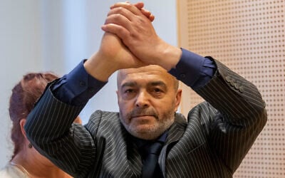 Terror suspect Walid Abdulrahman Abu Zayed during the court hearing over a French extradition request at the Oslo District Court on September 25, 2020. (Terje Bendiksby/NTB/AFP) Terror suspect Walid Abdulrahman Abu Zayed during the court hearing over a French extradition request at the Oslo District Court on September 25, 2020. (Terje Bendiksby/NTB/AFP)