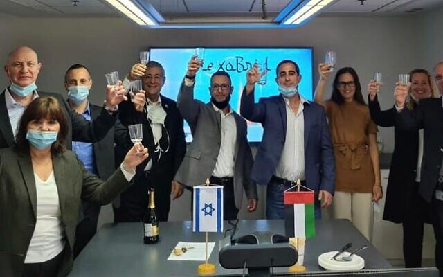 MediWound's team in Tel Aviv at a signing ceremony with UAE conglomerate Ghassan Aboud Group for commercialization of its NexoBrid treatment for severe burns, December 14, 2020 (Mediwound). MediWound's team in Tel Aviv at a signing ceremony with UAE conglomerate Ghassan Aboud Group for commercialization of its NexoBrid treatment for severe burns, December 14, 2020 (Mediwound).