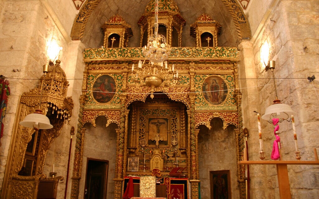 The Church of St. Mary Magdalene was built by Russia's Alexander III and completed in 1888. (Shmuel Bar-Am)