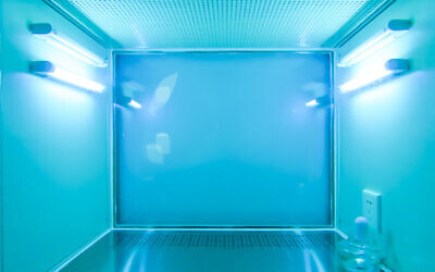 UV disinfection being used to clean a laboratory (LeafenLin via iStock by Getty Images)
