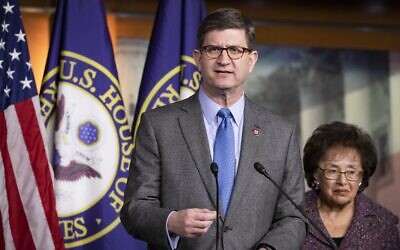 Representative Brad Schneider, Democrat-Ilinois, in Washington DC on January 28, 2020. (Samuel Corum/ GETTY IMAGES NORTH AMERICA / AFP)