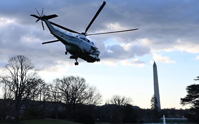 Marine One with US President Donald Trump and First Lady Melania Trump departs the White House in Washington, DC, on January 20, 2021 (MANDEL NGAN / AFP) Marine One with US President Donald Trump and First Lady Melania Trump departs the White House in Washington, DC, on January 20, 2021 (MANDEL NGAN / AFP)
