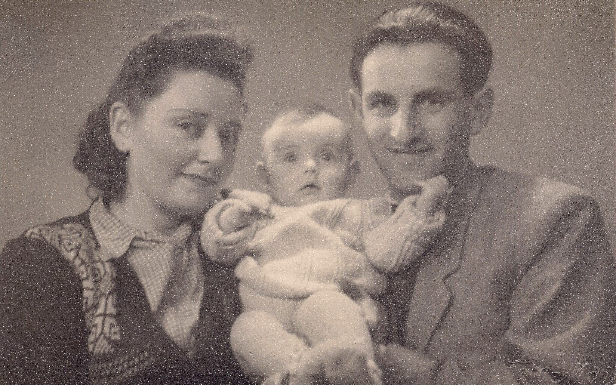 Regina and Joseph Dichek with their newly-born daughter Dina. (Courtesy Bernard Dichek) Regina and Joseph Dichek with their newly-born daughter Dina. (Courtesy Bernard Dichek)