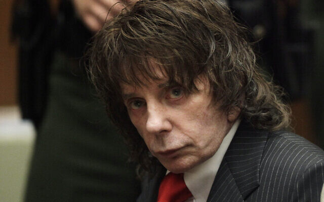 Music producer Phil Spector sits in a courtroom for his sentencing in Los Angeles, May 29, 2009. (AP Photo/Jae C. Hong, Pool) Music producer Phil Spector sits in a courtroom for his sentencing in Los Angeles, May 29, 2009. (AP Photo/Jae C. Hong, Pool)