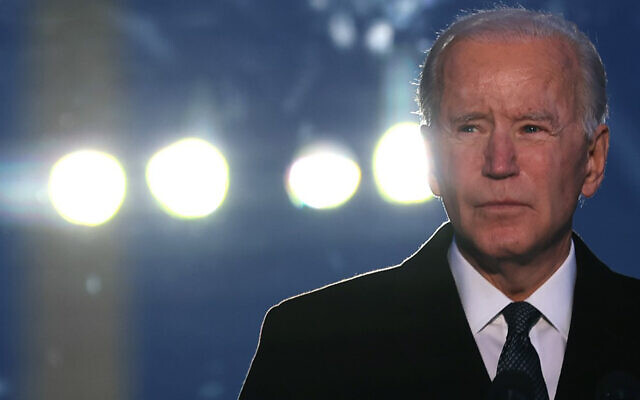 US President-elect Joe Biden delivers brief remarks during a memorial service to honor the 400,000 American victims of the coronavirus pandemic at the Reflecting Pool in front of the Lincoln Memorial in Washington, DC, January 19, 2021. (Chip Somodevilla/Getty Images/AFP) US President-elect Joe Biden delivers brief remarks during a memorial service to honor the 400,000 American victims of the coronavirus pandemic at the Reflecting Pool in front of the Lincoln Memorial in Washington, DC, January 19, 2021. (Chip Somodevilla/Getty Images/AFP)