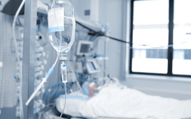 Illustrative image of a patient treated in an ICU, coma, brain injury (sudok1; iStock by Getty Images) Illustrative image of a patient treated in an ICU, coma, brain injury (sudok1; iStock by Getty Images)