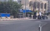 Haredi children head to school despite the government forbidding institutions from opening during a nationwide lockdown, January 17, 2021 (video screenshot)