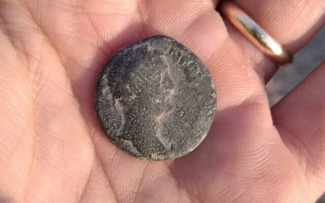 A coin with head of the Roman emperor Antoninus Pius (Israel Antiquities Authority)