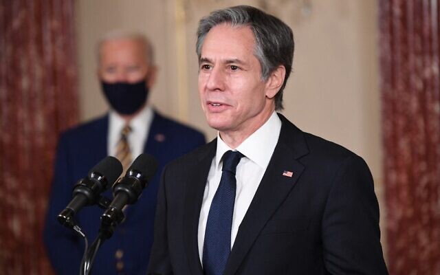 US Secretary of State Antony Blinken speaks to staff at the US State Department during the first visit of US President Joe Biden (L) in Washington, DC, February 4, 2021. (SAUL LOEB / AFP) US Secretary of State Antony Blinken speaks to staff at the US State Department during the first visit of US President Joe Biden (L) in Washington, DC, February 4, 2021. (SAUL LOEB / AFP)