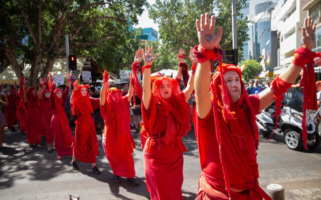 Activists take part at a protest march to demand immediate action on climate change, in Tel Aviv on September 27, 2019. (Flash90) Activists take part at a protest march to demand immediate action on climate change, in Tel Aviv on September 27, 2019. (Flash90)