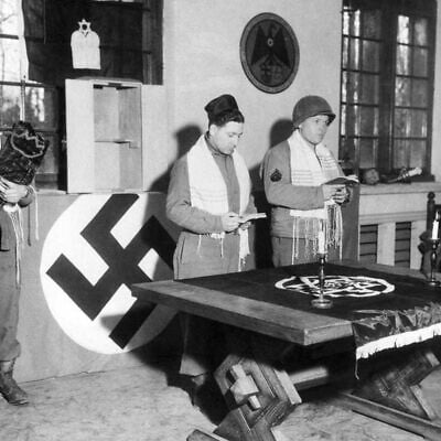 American soldiers hold Purim at the former castle of Joseph Goebbels, 1945 (public domain)