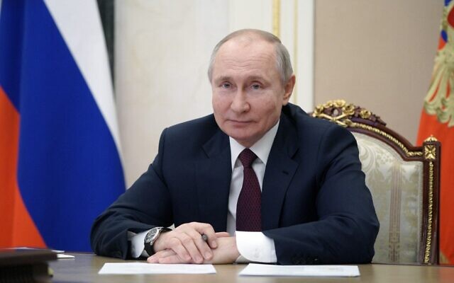 Russian President Vladimir Putin meets with members of the public of Crimea via a video link in Moscow on March 18, 2021. (Alexey DRUZHININ / SPUTNIK / AFP) Russian President Vladimir Putin meets with members of the public of Crimea via a video link in Moscow on March 18, 2021. (Alexey DRUZHININ / SPUTNIK / AFP)