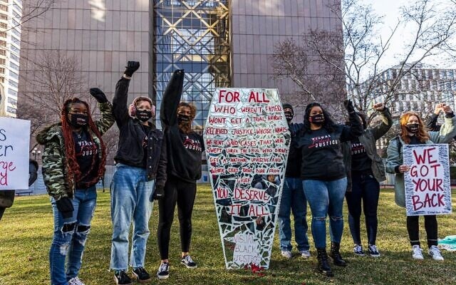 Members of Visual Black Justice protesters hold a rally outside the Hennepin County Government Center before the trial of former Minneapolis Police officer Derek Chauvin on March 29, 2021 in Minneapolis, Minnesota. (Photo by Kerem Yucel / AFP) Members of Visual Black Justice protesters hold a rally outside the Hennepin County Government Center before the trial of former Minneapolis Police officer Derek Chauvin on March 29, 2021 in Minneapolis, Minnesota. (Photo by Kerem Yucel / AFP)