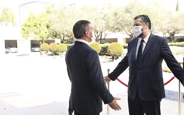 Foreign Minister Gabi Ashkenazi (L) with his Brazilian counterpart, Ernesto Araujo in Jerusalem on March 7, 2021 (Foreign Ministry) Foreign Minister Gabi Ashkenazi (L) with his Brazilian counterpart, Ernesto Araujo in Jerusalem on March 7, 2021 (Foreign Ministry)