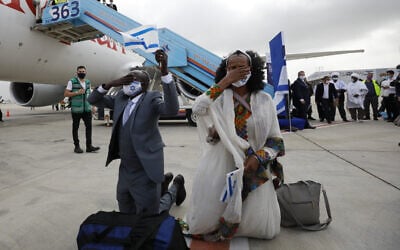 Ethiopian Immigrants arrive in Israel as part of Operation Tzur Israel, March 11, 2021. (Olivier Fitoussi/Flash90)