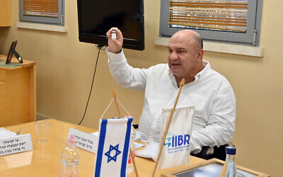 Director of the Institute of Biological Research, Prof. Shmuel Shapira, at the laboratory in Ness Ziona on August 6, 2020. (Ariel Hermoni/ Defense Ministry)