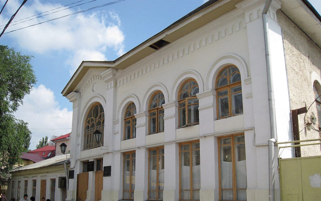 A view of the Chabad synagogue in Chisinau, the Moldavian capital. (Isabelle Ligner/AFP via Getty Images, JTA) A view of the Chabad synagogue in Chisinau, the Moldavian capital. (Isabelle Ligner/AFP via Getty Images, JTA)