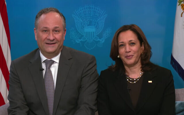 US second gentleman Doug Emhoff and US Vice President Kamala Harris make a Passover statement, March 25, 2021. (Screenshot/YouTube) US second gentleman Doug Emhoff and US Vice President Kamala Harris make a Passover statement, March 25, 2021. (Screenshot/YouTube)