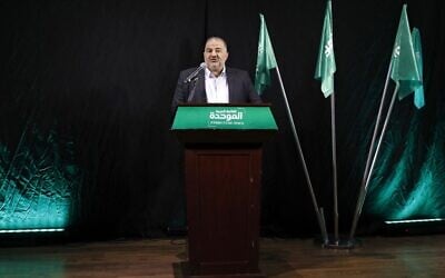 Mansour Abbas, head of Israel's conservative Islamic Ra'am party, speaks during a press conference in the northern city of Nazareth on April 1, 2021. (Ahmad GHARABLI / AFP)