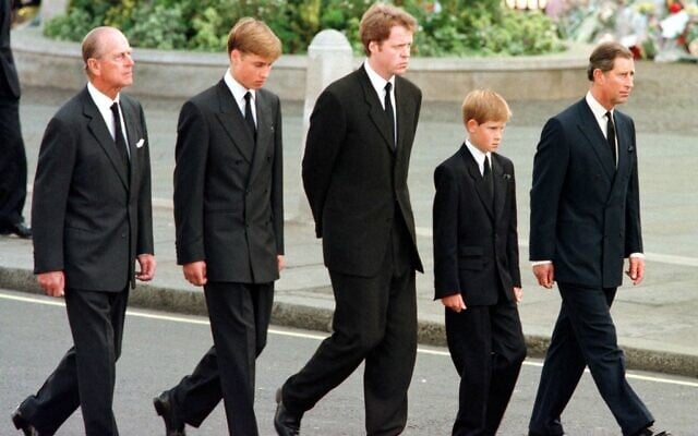 In this file photo taken on September 6, 1997 (L to R) Britian's Prince Philip, Duke of Edinburgh, Prince William, Earl Spencer, Prince Harry and Prince Charles, Prince of Wales, walk outside Westminster Abbey during the funeral service for Diana, Princess of Wales. (JEFF J MITCHELL / POOL / AFP) In this file photo taken on September 6, 1997 (L to R) Britian's Prince Philip, Duke of Edinburgh, Prince William, Earl Spencer, Prince Harry and Prince Charles, Prince of Wales, walk outside Westminster Abbey during the funeral service for Diana, Princess of Wales. (JEFF J MITCHELL / POOL / AFP)
