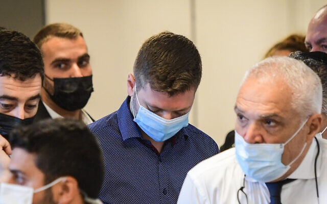 Yair Netanyahu arrives for a hearing at the Tel Aviv Magistrate's Court in Tel Aviv on April 26, 2021. (Avshalom Sassoni/Flash90) Yair Netanyahu arrives for a hearing at the Tel Aviv Magistrate's Court in Tel Aviv on April 26, 2021. (Avshalom Sassoni/Flash90)