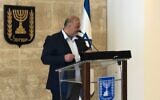 Ra'am party chief Mansour Abbas speaks with reporters, April 19, 2021 (Tal Schneider/Zman Yisrael)
