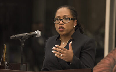 Judge Ketanji Brown Jackson speaking at the annual Judge James B. Parsons Legacy Dinner, February 24, 2020. (CC BY-SA 4.0 Wikicago/Wikipedia)