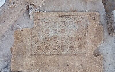 1,600-year-old mosaic uncovered during archaeological excavations in Yavne (Assaf Peretz/Israel Antiquities Authority)