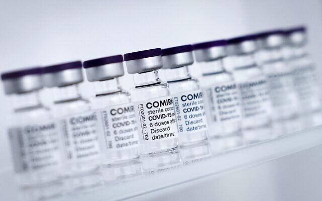 Vials of the Comirnaty vaccine by Pfizer-BioNTech at the Allergopharma production facilities in Reinbek, near Hamburg, northern Germany, April 30, 2021. (Christian Charisius / POOL / AFP) Vials of the Comirnaty vaccine by Pfizer-BioNTech at the Allergopharma production facilities in Reinbek, near Hamburg, northern Germany, April 30, 2021. (Christian Charisius / POOL / AFP)